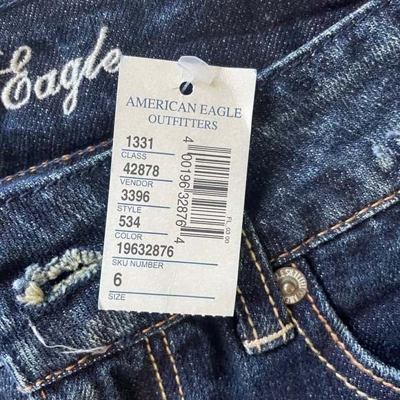 NEW American Eagle Jeans - Picture 2 of 3